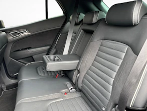 https://vehicle.imgix.net/4170529/20e2b367-8322-46e1-9e75-3f27697c5abd.jpg
