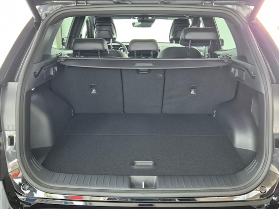 Vehicle image 12 Vehicle image 12