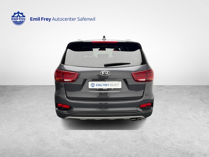 Vehicle image KIA SORENTO