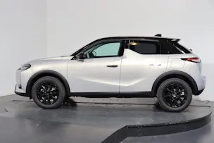DS Automobiles 3 Crossback 1.2 Hybrid Performance Line