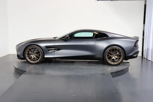 Aston Martin Vanquish 5.2 V12 Bi-Turbo