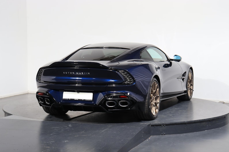 Vehicle image ASTON MARTIN V12 Vanquish