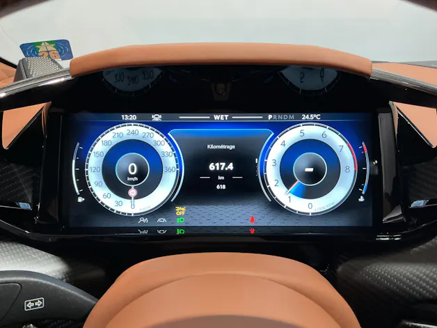 ASTON MARTIN Vanquish 5.2 V12 Bi-Turbo