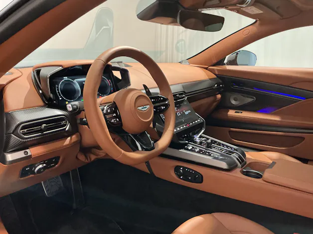 ASTON MARTIN Vanquish 5.2 V12 Bi-Turbo