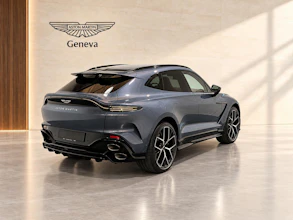 https://vehicle.imgix.net/4170608/021fa416-c3fc-4113-aee4-8355964cfbf9.jpg