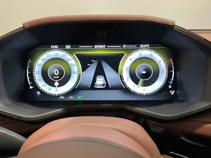 ASTON MARTIN DBX S 4.0 V8 Bi-Turbo