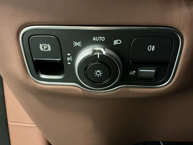 ASTON MARTIN DBX S 4.0 V8 Bi-Turbo