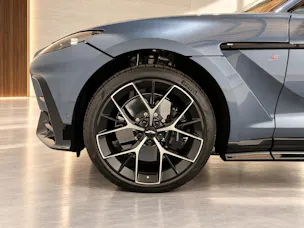 ASTON MARTIN DBX S 4.0 V8 Bi-Turbo