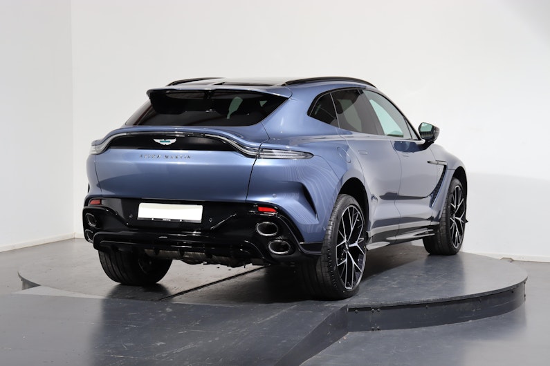 Vehicle image ASTON MARTIN DBX