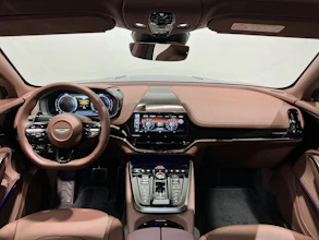 https://vehicle.imgix.net/4170608/e7a57cf8-1f8c-48d6-babf-9bff5ade43e4.jpg