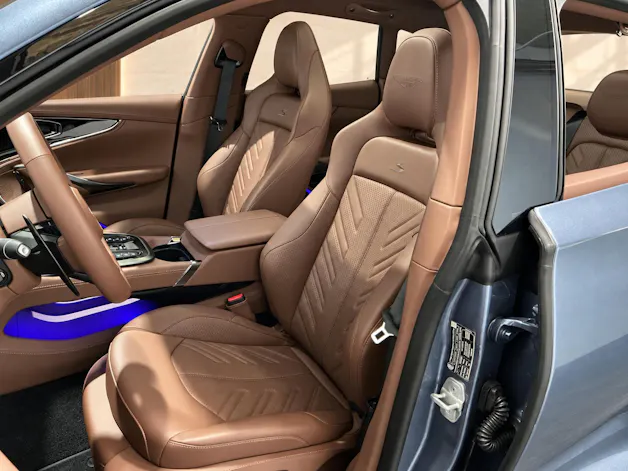 ASTON MARTIN DBX S 4.0 V8 Bi-Turbo