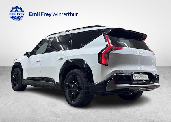 Vehicle image 3 Vehicle image 3