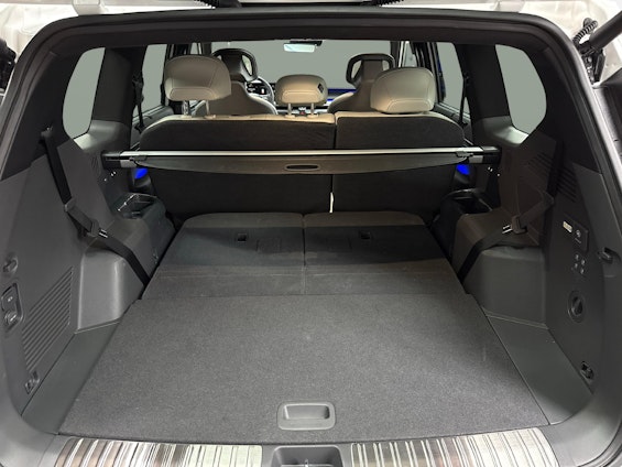 Vehicle image 12 Vehicle image 12