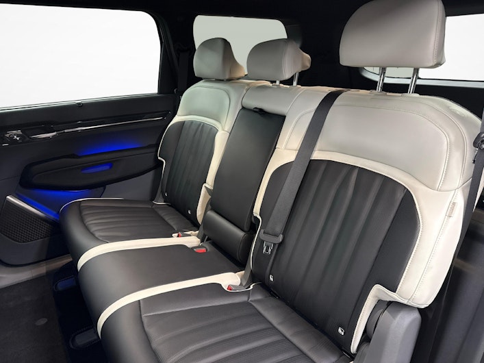 Vehicle image KIA EV9