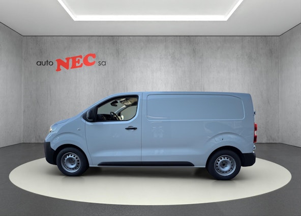 Vehicle image 3 Vehicle image 3