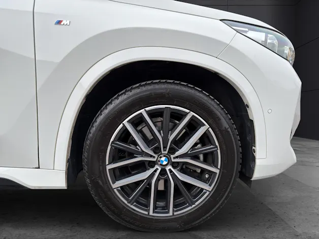 BMW X1 20i sDrive paddles