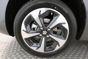 image du véhicule SUZUKI Swift 1.2 Sakura Top Hybrid 4x4