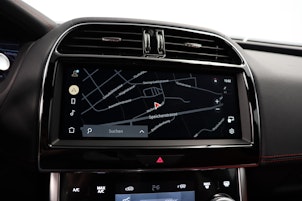 Vehicle image JAGUAR XE 2.0 T 300 Sport AWD