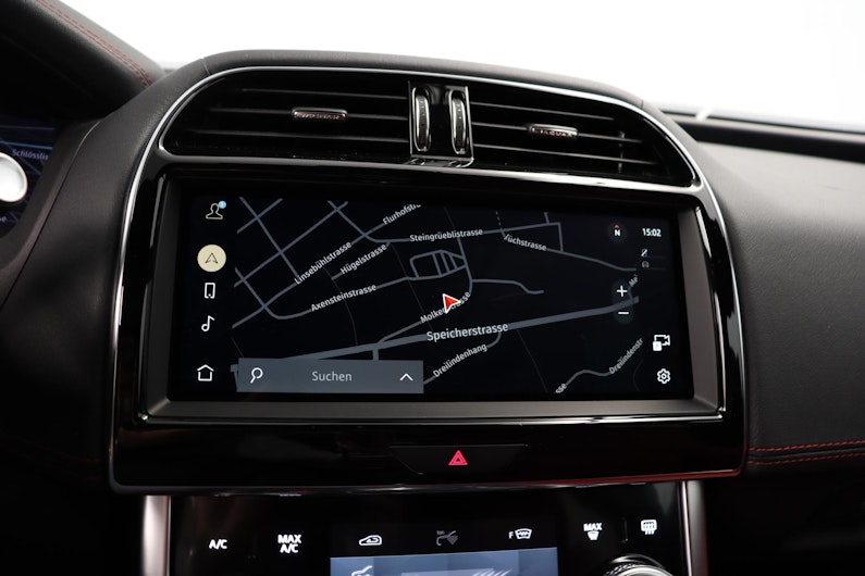 Vehicle image JAGUAR XE