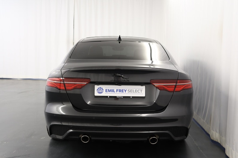 Vehicle image JAGUAR XE