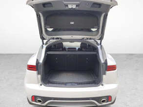 https://vehicle.imgix.net/4170854/7b304d2c-31ae-4d18-b7a5-ce2378aa1cd3.jpg