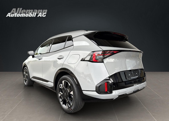 Vehicle image 3 Vehicle image 3