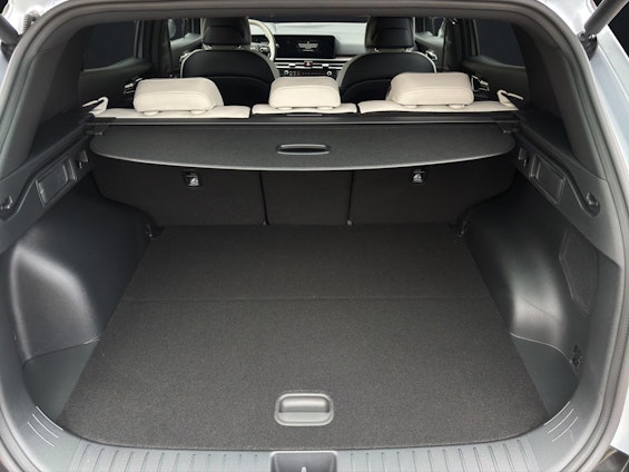 Vehicle image 14 Vehicle image 14