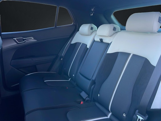 Fahrzeugbild 8 Fahrzeugbild 8