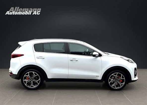 Vehicle image 6 Vehicle image 6