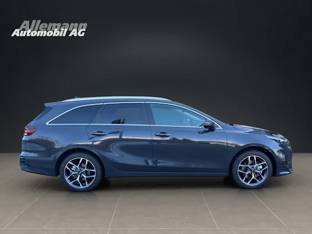 Kia Ceed SW 1.5 T-GDi MHEV Power
