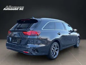 Kia Ceed SW 1.5 T-GDi MHEV Power