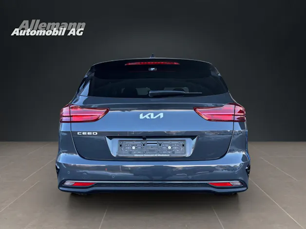 Kia Ceed SW 1.5 T-GDi MHEV Power