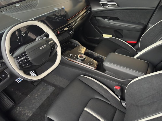 immagine del veicolo 5 immagine del veicolo 5