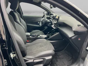 Peugeot 208 1.2 Hybrid GT