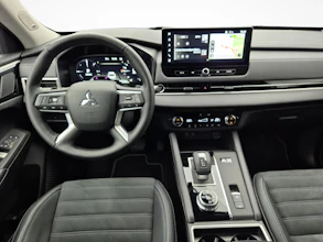 https://vehicle.imgix.net/4170930/1a3431e2-c7c1-456f-8e98-7ce775b44818.jpg