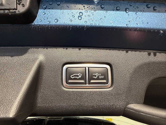 Vehicle image KIA SORENTO