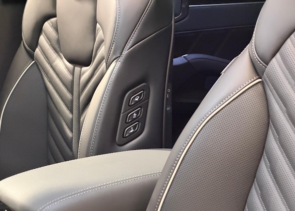 Fahrzeugbild 10 Fahrzeugbild 10