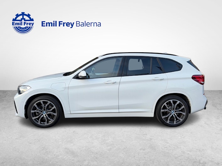 Vehicle image BMW X1