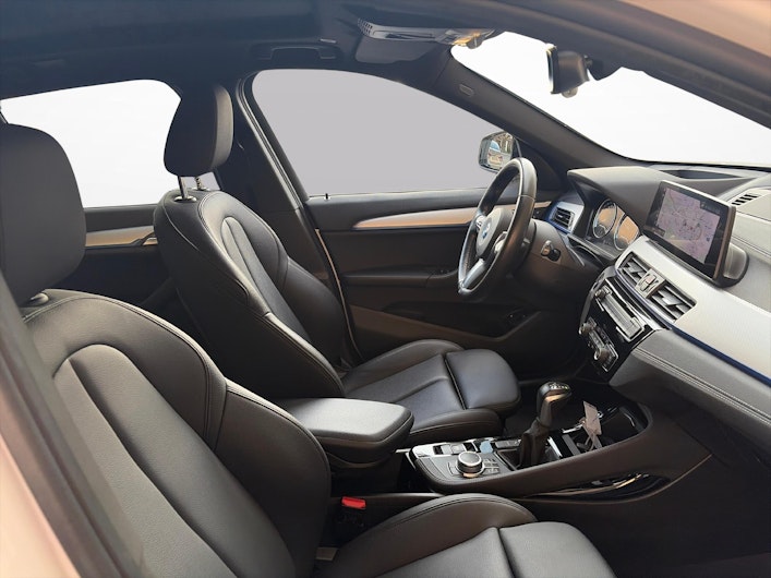 Vehicle image BMW X1