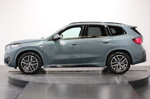 image du véhicule BMW X1 30e xDrive paddles