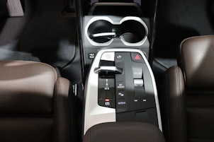 image du véhicule BMW X1 30e xDrive paddles