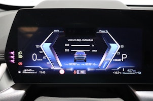 image du véhicule BMW X1 30e xDrive paddles