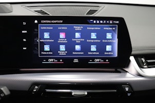 image du véhicule BMW X1 30e xDrive paddles