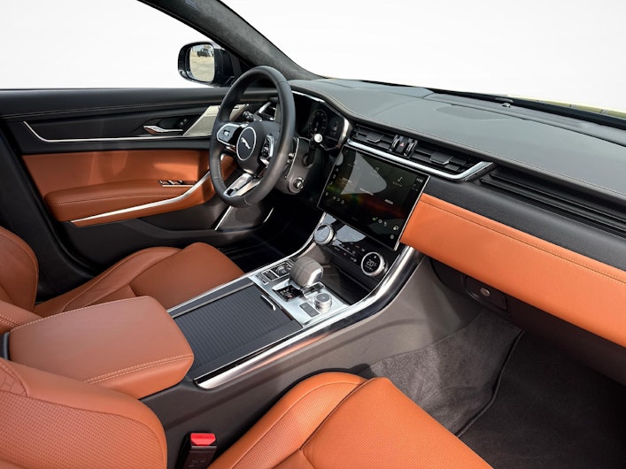 Vehicle image JAGUAR XF