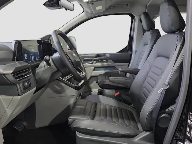 Ford Tourneo Custom Bus 320 L1 2.0 EcoBlue 170 PS Titanium X 4x4