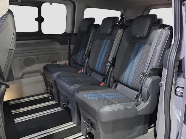 Ford Tourneo Custom Bus 320 L1 2.0 EcoBlue 170 PS Sport 4x4