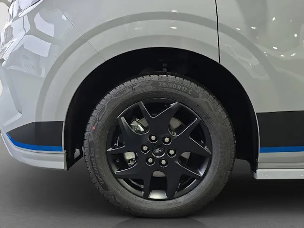 Ford Tourneo Custom Bus 320 L1 2.0 EcoBlue 170 PS Sport 4x4