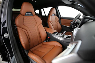 https://vehicle.imgix.net/4171183/6e64988f-8a1a-4f13-9243-eabdbe64ccf8.jpg
