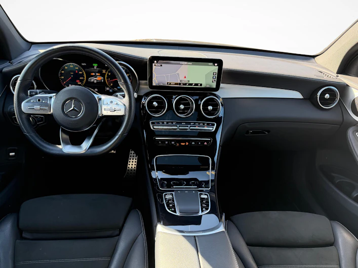 image du véhicule MERCEDES-BENZ GLC 200