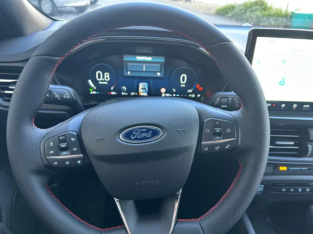 Ford Focus 1.0 MHEV ST-Line X Automat